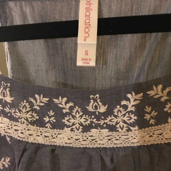 Tank top - Picture 3 of 4